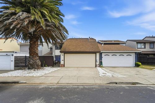 78 Saint James Ct, Daly City, CA, 94015-2154 | Card Image