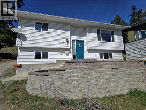 1718 Grandview Ave, Lumby, BC, V0E2G0 | Card Image