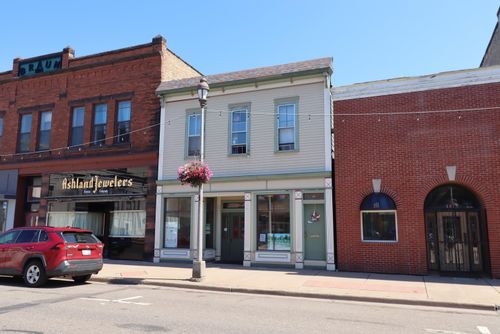 404 Main St W, Ashland, WI, 54806-1510 | Card Image