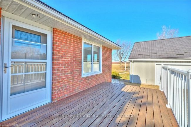 1284 Line 7 Rd, House other with 3 bedrooms, 2 bathrooms and 10 parking in Niagara on the Lake ON | Image 15