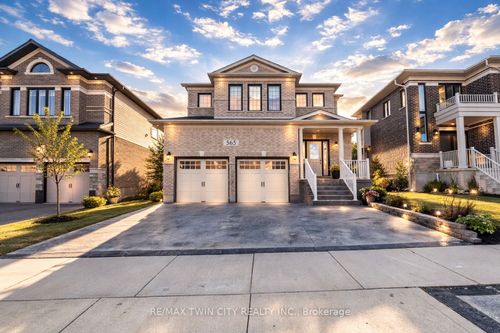565 Florencedale Cres, Kitchener, ON, N2R0N3 | Card Image