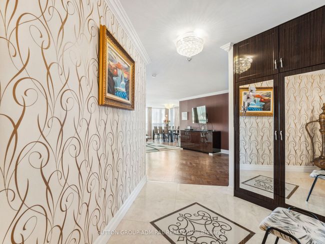 604 - 7 Townsgate Dr, Condo with 2 bedrooms, 2 bathrooms and 2 parking in Vaughan ON | Image 24