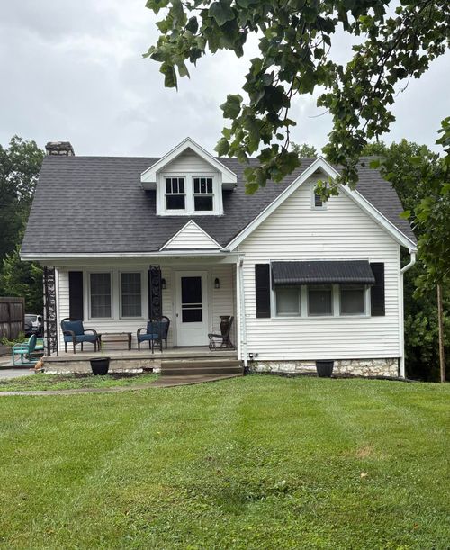 506 Danville Ave, Stanford, KY, 40484-1104 | Card Image