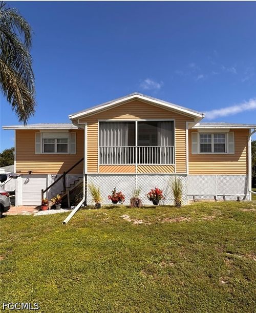 8093 Anhinga Rd, FORT MYERS, FL, 33967-3487 | Card Image