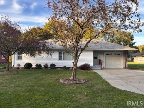 310 E Maple St, Kentland, IN, 47951-1044 | Card Image