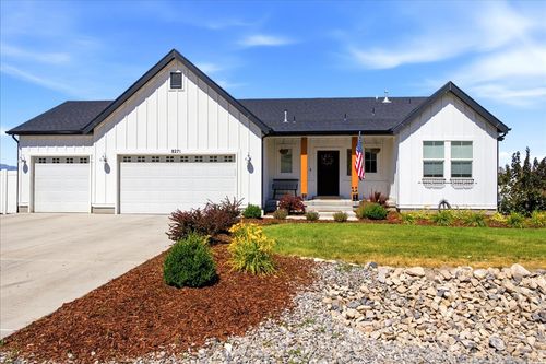 8271 N Iron Horse Dr, Lake Point, UT, 84074-3494 | Card Image