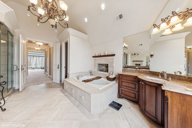 15W280 Plainfield Rd, House other with 6 bedrooms, 8 bathrooms and 3 parking in Burr Ridge IL | Image 19