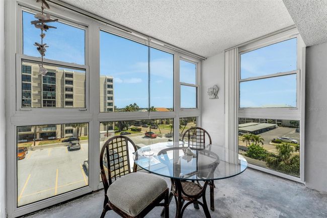 APT-403 - 851 Bayway Blvd, Condo with 2 bedrooms, 2 bathrooms and null parking in CLEARWATER BEACH FL | Image 28