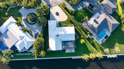 970 Orchid Ln, Gulf Stream, FL, 33483-6118 | Card Image