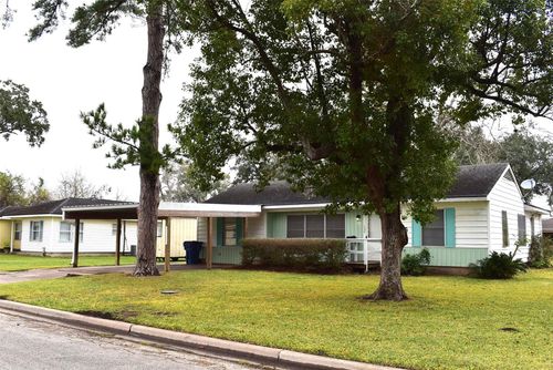 1006 Mac Dr, Sweeny, TX, 77480-1208 | Card Image