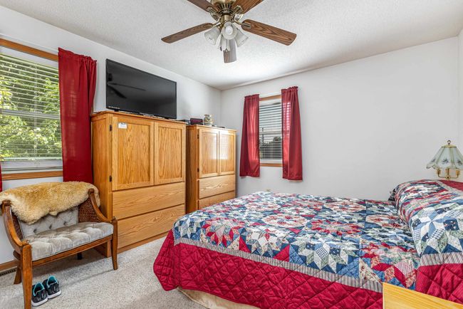 1400 21 St St, House other with 4 bedrooms, 2 bathrooms and null parking in Hazel Green WI | Image 14