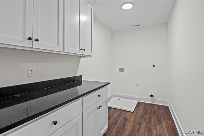 4062 Lake Killarney, House other with 3 bedrooms, 3 bathrooms and null parking in Gum Spring VA | Image 40