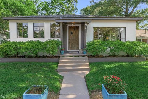 931 Dalzell St, Shreveport, LA, 71104-2120 | Card Image