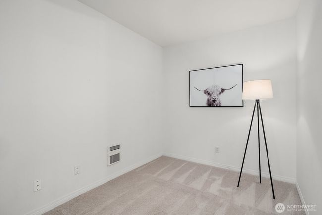 APT-106 - 12439 Ne Totem Lake Way, Condo with 1 bedrooms, 2 bathrooms and 2 parking in Kirkland WA | Image 19