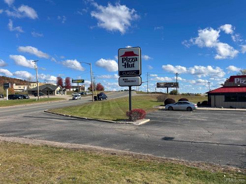 1600 S Stephenson Avenue, Iron Mountain, MI, 49801 | Card Image