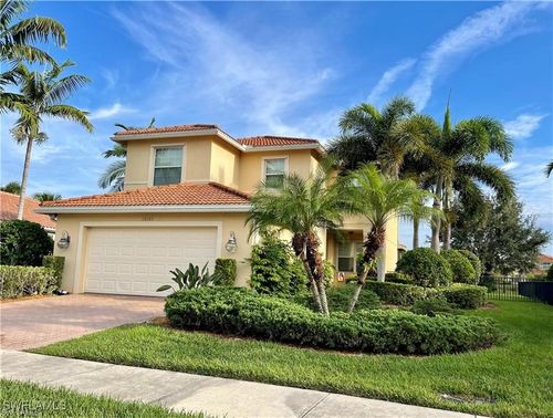 10305 Longleaf Pine Ct, FORT MYERS, FL, 33913-8812 | Card Image