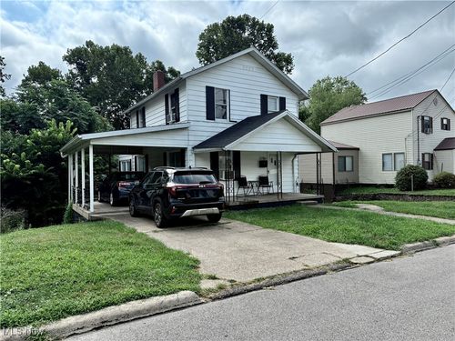 2706 New York Ave, Parkersburg, WV, 26101-2950 | Card Image