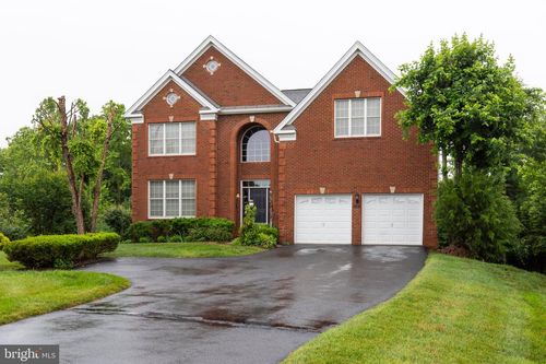 15613 Village Cove Pl, HAYMARKET, VA, 20169-8114 | Card Image