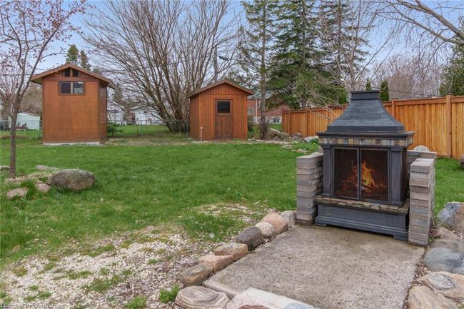 338 Walnut St, House other with 5 bedrooms, 2 bathrooms and 12 parking in Collingwood ON | Image 41