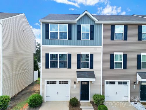 958 Taybyn Rd, Fort Mill, SC, 29715-6273 | Card Image