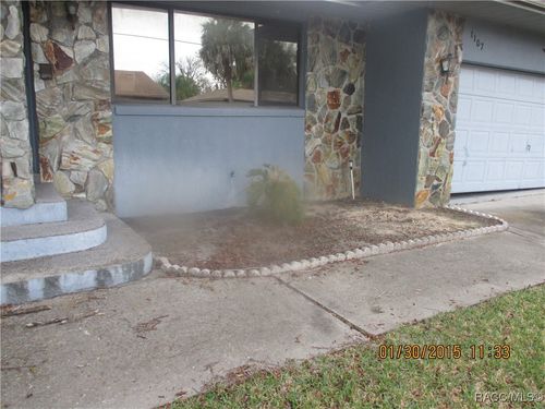 1107 Se 4th Ave, Crystal River, FL, 34429-4924 | Card Image