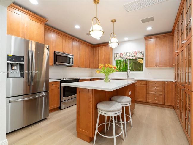 5510 San Vicente St, House other with 3 bedrooms, 3 bathrooms and null parking in Coral Gables FL | Image 12