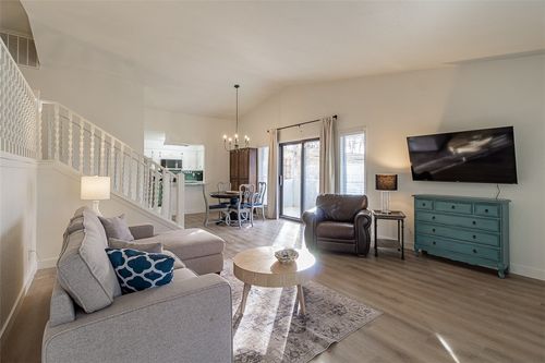 16 Estes Dr, Bella Vista, AR, 72715-8813 | Card Image