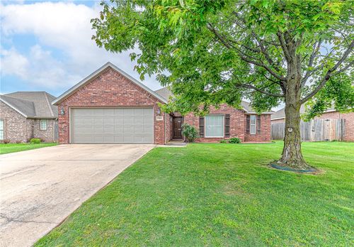 6004 S 36th St, Rogers, AR, 72758-9031 | Card Image