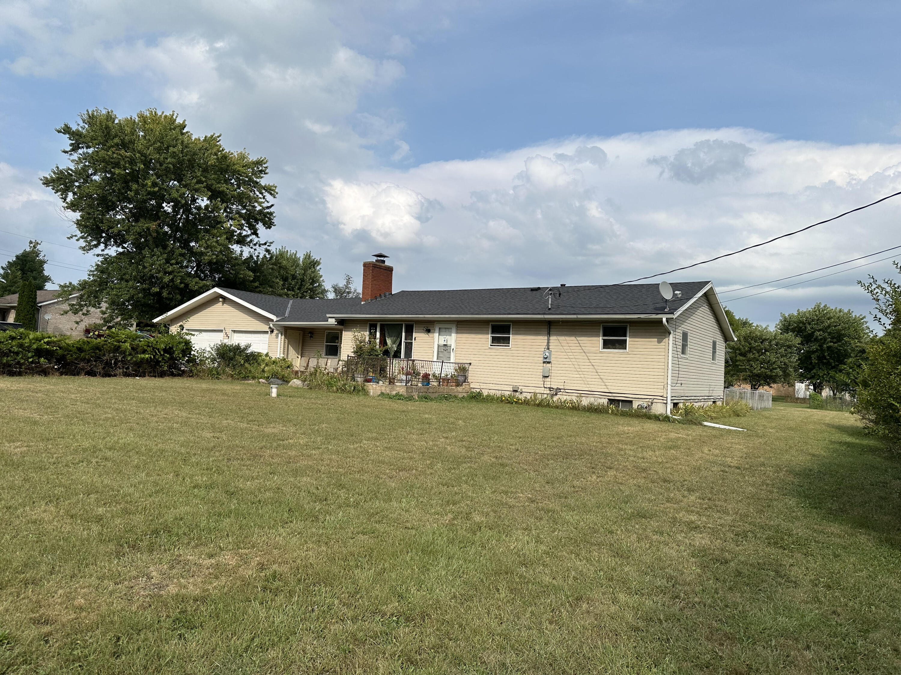 Townhall Rd, Dowagiac, MI 49047