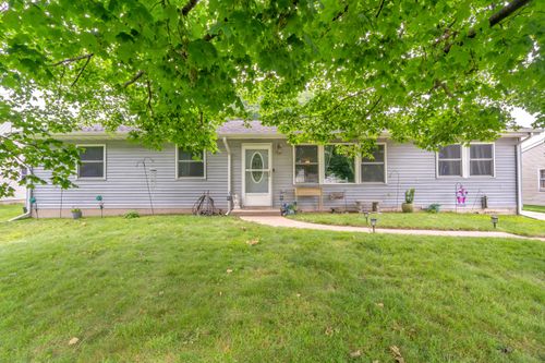 789 Eagle Creek Rd, Valparaiso, IN, 46385-8625 | Card Image