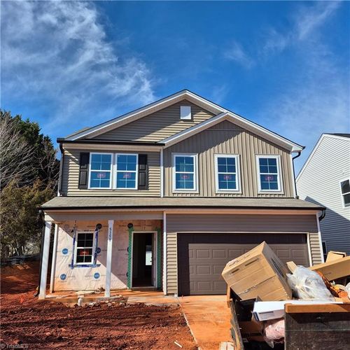 5158 Fallmeade Rd, Kernersville, NC, 27284-6792 | Card Image