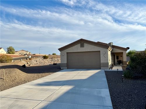 2273 Canyon Rd, Bullhead City, AZ, 86442-8892 | Card Image