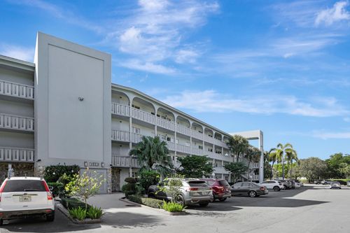 e3-3001 Portofino Isle, Coconut Creek, FL, 33066 | Card Image