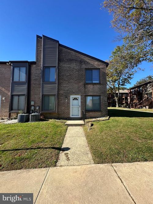 apt-g18-5200 Hilltop Dr, BROOKHAVEN, PA, 19015-1208 | Card Image
