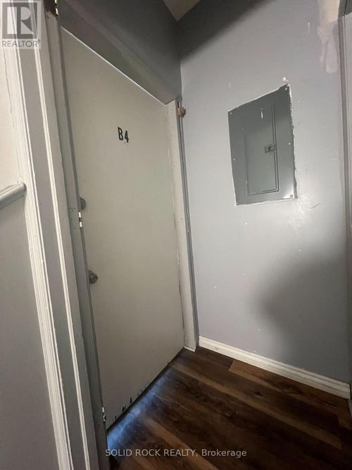 b4-89 King St W, Brockville, ON, K6V3R1 | Card Image