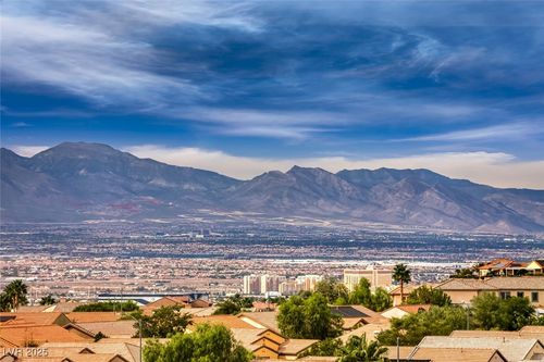 2505 Lockerbie St, Henderson, NV, 89044-4401 | Card Image