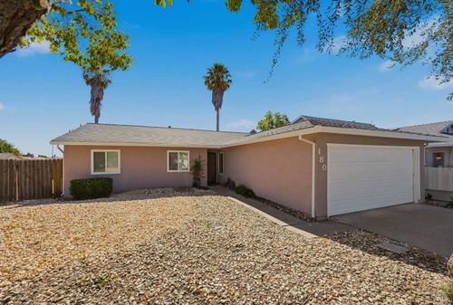 180 Weymouth Ct, Vacaville, CA, 95687-6735 | Card Image