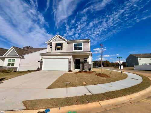 327 Metz Dr, Greenville, SC, 29611-2472 | Card Image