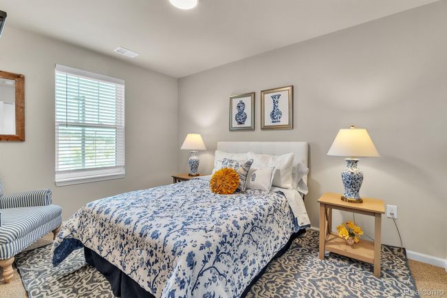 APT-201 - 1957 S Telegraph Rd, Condo with 2 bedrooms, 2 bathrooms and null parking in Bloomfield Hills MI | Image 8