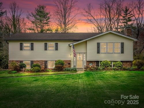 1286 Glenheath Dr, Hendersonville, NC, 28791-9103 | Card Image