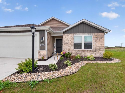 811 Pleasant Hill Pl, Fort Wayne, IN, 46818-9816 | Card Image