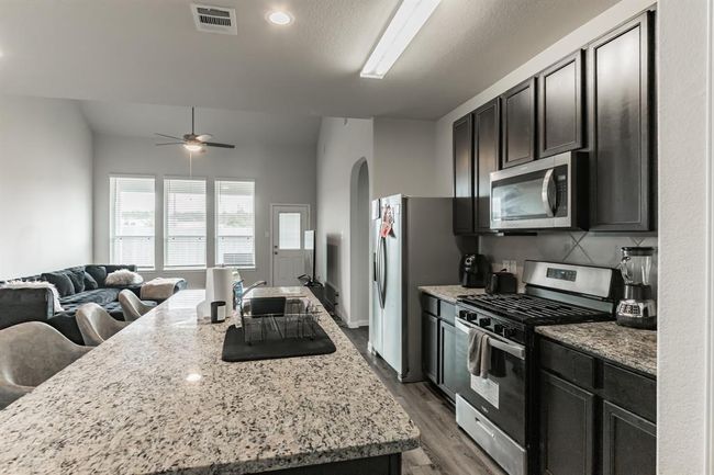Kitchen Area | Image 7
