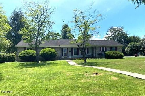 1700 Tee Court, Johnson City, TN, 37601 | Card Image