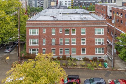 107-905 Ne 43rd St, Seattle, WA, 98105-6018 | Card Image