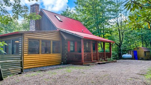 219 Ravenwood Dr, West Jefferson, NC, 28694-8070 | Card Image