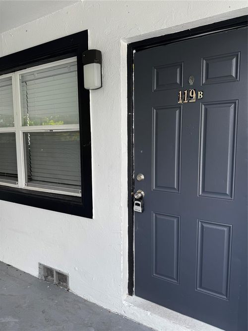 b-119 N A St, Lake Worth Beach, FL, 33460-3219 | Card Image
