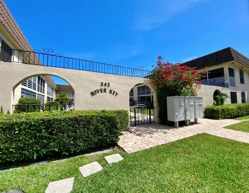 222-342 Southwind Dr, North Palm Beach, FL, 33408-5346 | Card Image