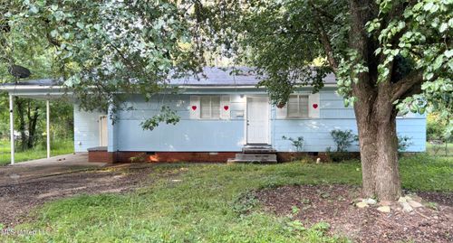1027 Woody Dr, Jackson, MS, 39212-4017 | Card Image