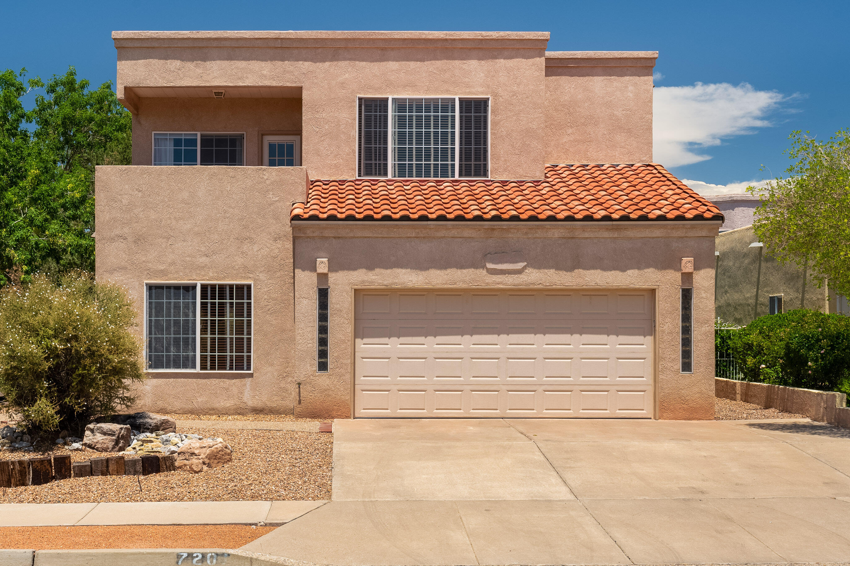 Capitan Ave, Albuquerque, NM 87109