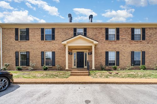 757 Fox Ridge Dr, Brentwood, TN, 37027-3907 | Card Image